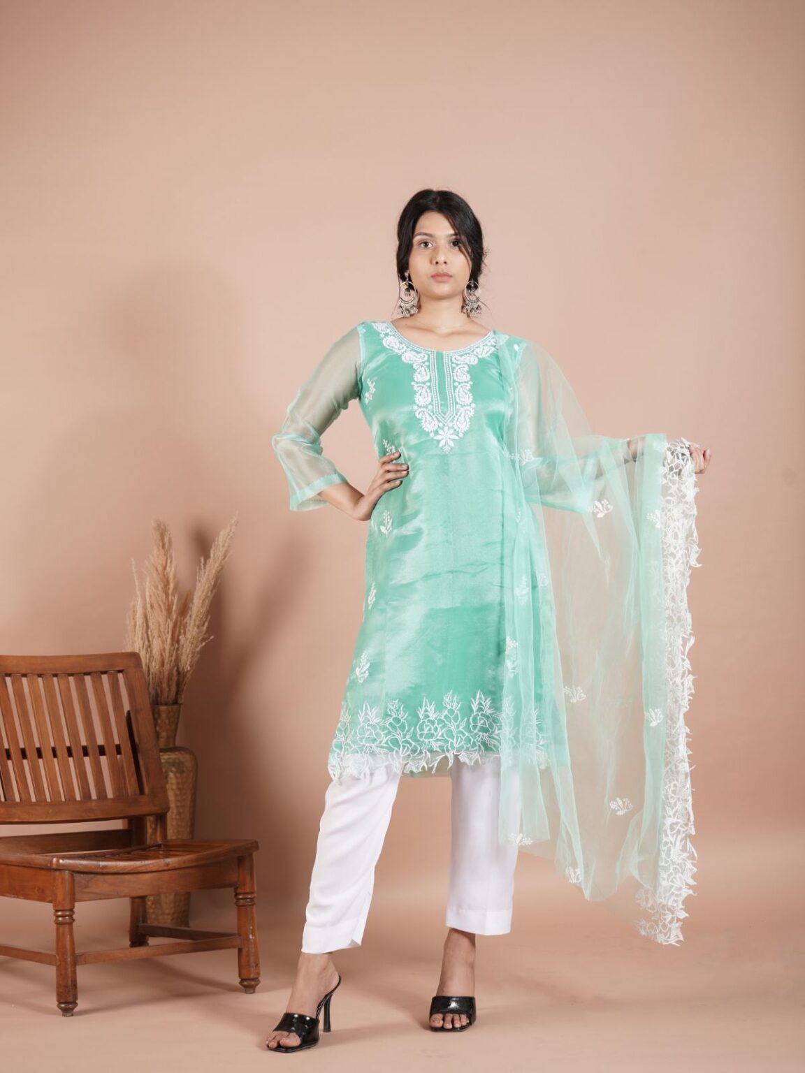 Unstitched Green Pakistani Embroidered Organza Salwar Suit - Perfect for Celebrations